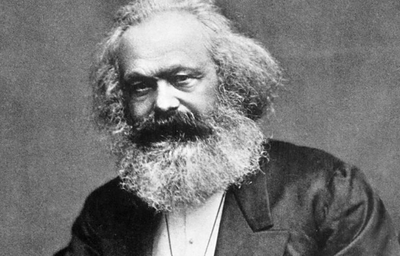 الماركسية و أطياف كارل ماركس
