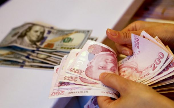 الليرة التركية تفقد 11.5% من قيمتها أمام العملات الأجنبية